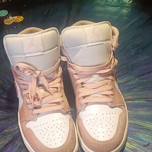 Jordan Pink Knit with QR Code Label